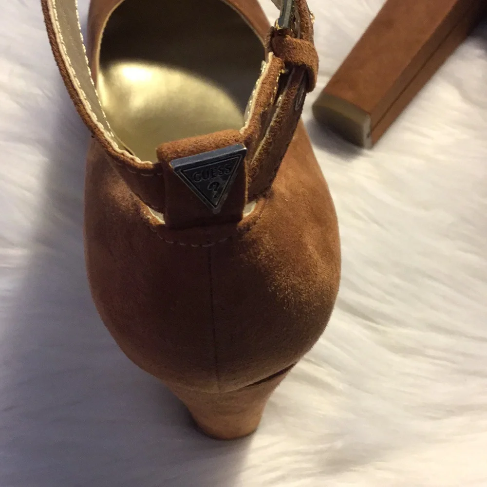 Guess platform heel